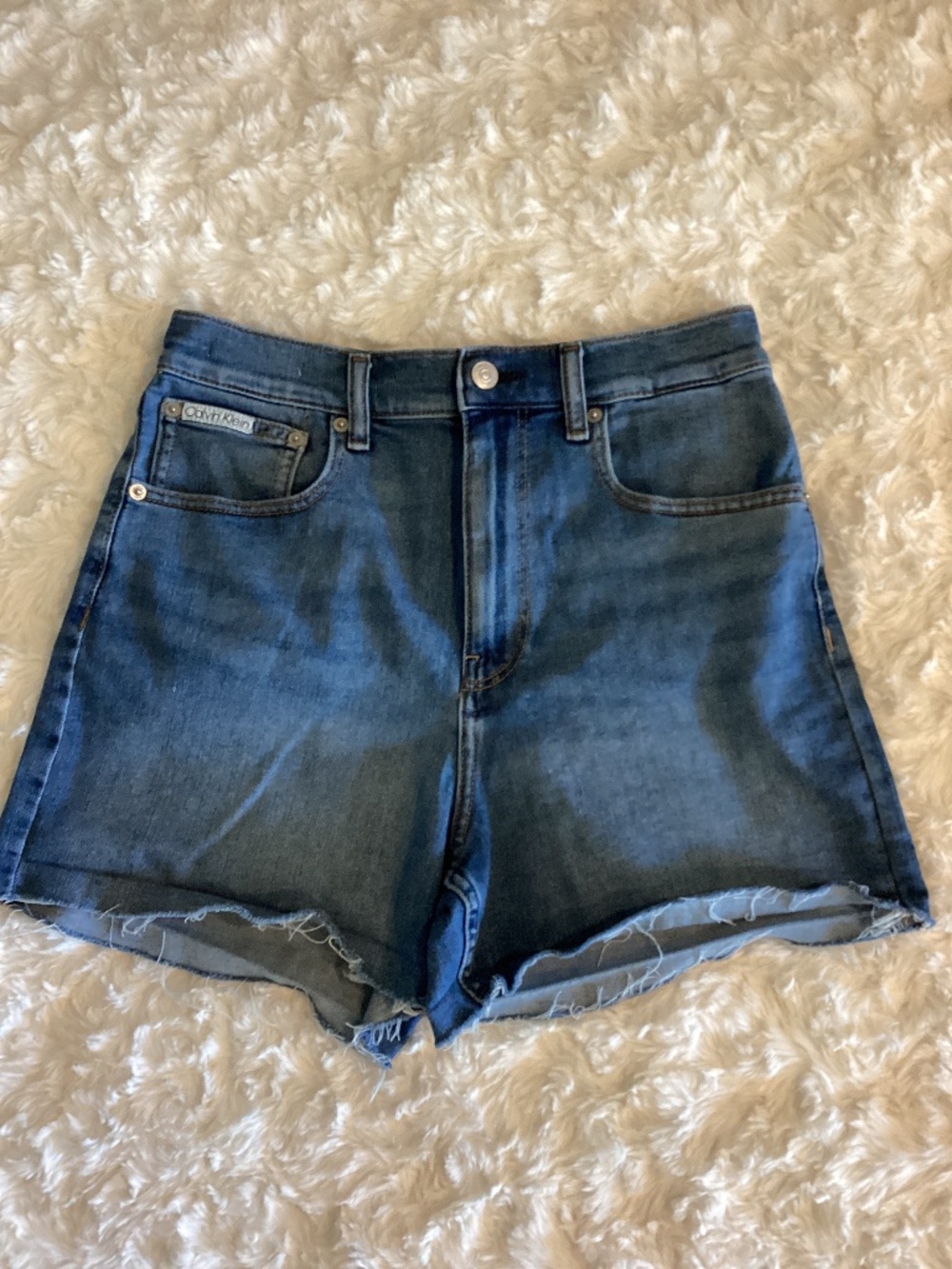 Calvin Klein MIDI Short, Blue Denim, Size 28
